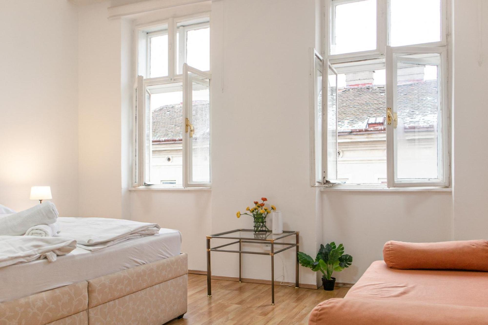 Budget City Stay - Near Wiener Stadthalle Ideal For Longstays Dış mekan fotoğraf